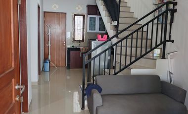 Dijual rumah second full furnised Lokasi Taman kampial nusa dua belakang kampus stp.