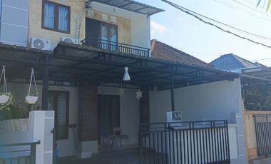 Dijual rumah second full furnised Lokasi Taman kampial nusa dua belakang kampus stp.