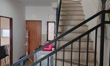 Dijual rumah second full furnised Lokasi Taman kampial nusa dua belakang kampus stp.