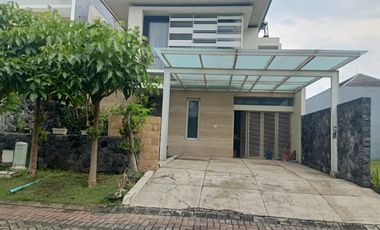 Jual Rumah Pakuwon Indah Surabaya Barat Siap Huni 2 Lantai