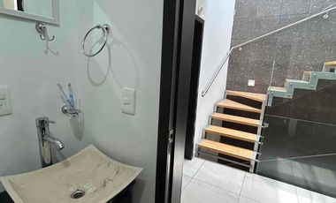 CASA EN VENTA EN COLONIA TAMULTE,VILLAHERMOSA TABASCO, ZONA ALTA NO INUNDABLE