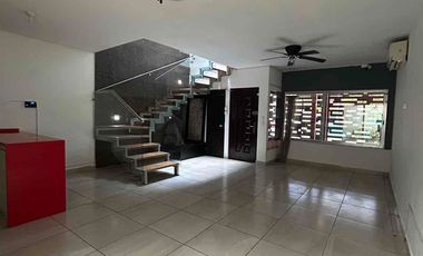 CASA EN VENTA EN COLONIA TAMULTE,VILLAHERMOSA TABASCO, ZONA ALTA NO INUNDABLE