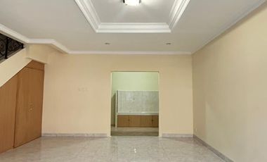 Disewakan Rumah Citra II Mediterania Jakarta Barat