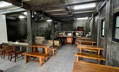 Ruang Usaha Coffee Resto Estetik Aktif dekat Kampus UNS Akses Jalan Utama Ramai