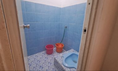 Dijual Rumah La Diva, Menganti. 2 Lantai. Sudah Renovasi sampai Belakang