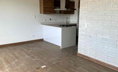 Se Alquila Apartaestudio, Ciudad del Rio