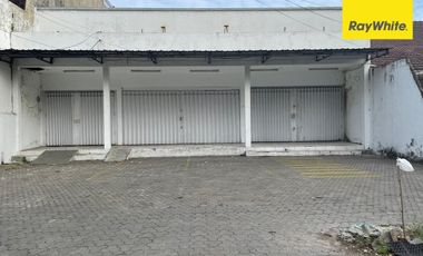 Disewakan Rumah di Jalan Raya Jemursari Surabaya