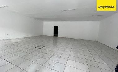 Disewakan Rumah di Jalan Raya Jemursari Surabaya