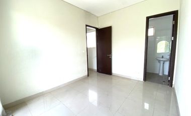 Rumah 2lt 8x15 120m Type 3KT Cluster Mississippi JGC Jakarta Garden City