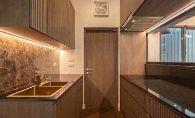 Town in Town Area! Near SISB!Luxury Built-in Home with Underground Power Lines!3 Storeys, 3 Parking Spaces! For Sale The City Ekkamai–Ladprao