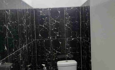 Dikontrakan Rumah 2 Lantai Baru,Luas 80m2
Lokasi Strategis Jebres,Solo