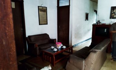 Rumah Lokasi Strategis Samping Jalan Dekat Pusat Kota Cianjur