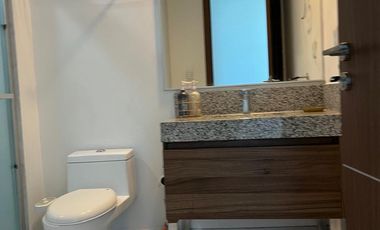 JURIQUILLA TOWERS DEPARTAMENTO DE LUJO AMUEBLADO 2 RECAMARAS