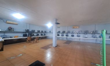 disewakan ruko siap huni 2 lantar strategis dan kawasan ramai