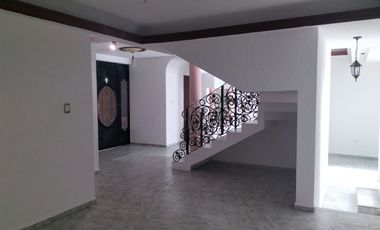 RENTO CASA EN COL. MODERNA, IRAPUATO, GUANAJUATO