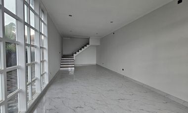 Ruko Modern 2 Lantai Siap Pakai Dijual, di Kerobokan