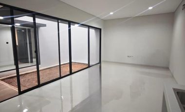 Rumah Cantik Minimalis 2 Lantai Disewakan di Cluster Genova Summarecon