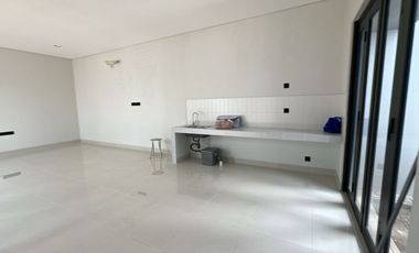 Rumah Cantik Minimalis 2 Lantai Disewakan di Cluster Genova Summarecon