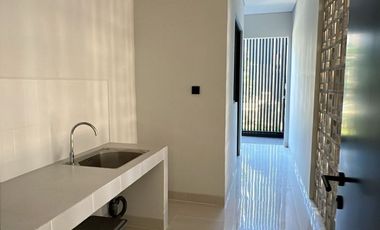 Rumah Cantik Minimalis 2 Lantai Disewakan di Cluster Genova Summarecon