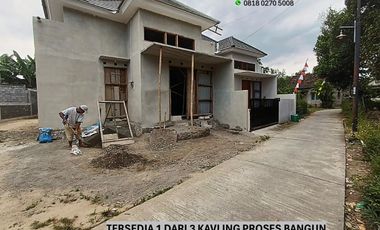 Rumah Barat Bantul Kota di Kadisono Guwosari Jogja Selatan Proses Bangun