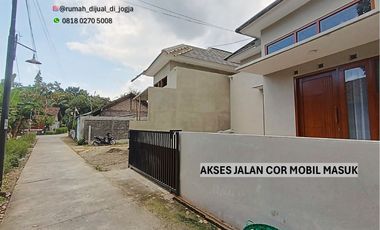 Rumah Barat Bantul Kota di Kadisono Guwosari Jogja Selatan Proses Bangun