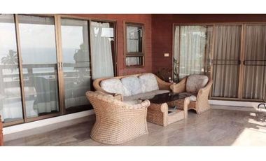 For Sale!! Spacious Villa with Stunning Seaview in Chaweng Noi, Koh Samui