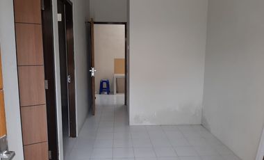 Rumah Siap Huni Di Perumahan Manyar Gresik