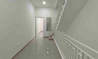 Ruko Langka 3 LT di pusat keramaian Perumnas 1 , Bekasi