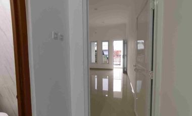 Ruko Langka 3 LT di pusat keramaian Perumnas 1 , Bekasi