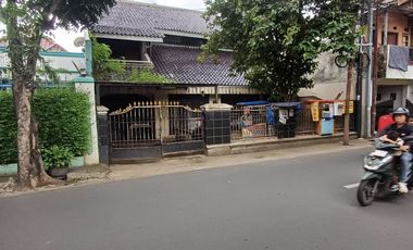 DIJUAL RUMAH 2 LANTAI MURAH VIA LELANG ( JAKARTA TIMUR )