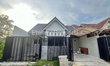 Disewakan Sewa Rumah Mulyosari Prima Lebar 9 Siap Huni  Baru Renovasi