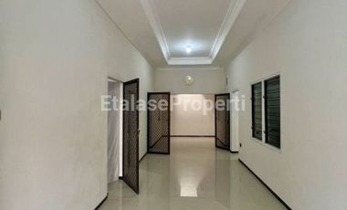 Disewakan Sewa Rumah Mulyosari Prima Lebar 9 Siap Huni  Baru Renovasi