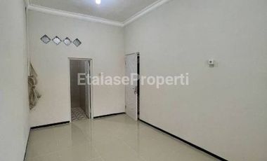 Disewakan Sewa Rumah Mulyosari Prima Lebar 9 Siap Huni  Baru Renovasi