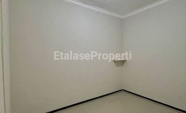 Disewakan Sewa Rumah Mulyosari Prima Lebar 9 Siap Huni  Baru Renovasi