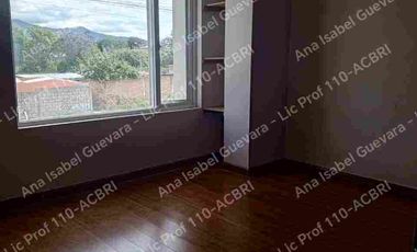 Casa en venta a pocos pasos de las Fritadas, Amazonas