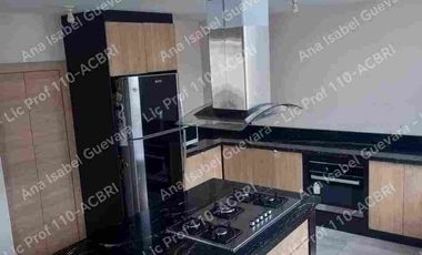 Casa en venta a pocos pasos de las Fritadas, Amazonas