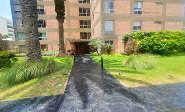 VENDO DEPARTAMENTO CERCA AL GOLF DE SAN ISIDRO