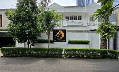 T57.Rumah Second Mewah Di Mega Kuningan Jakarta Selatan