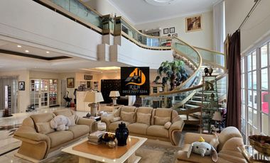 T57.Rumah Second Mewah Di Mega Kuningan Jakarta Selatan