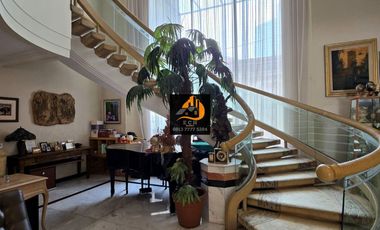 T57.Rumah Second Mewah Di Mega Kuningan Jakarta Selatan