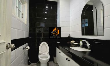 T57.Rumah Second Mewah Di Mega Kuningan Jakarta Selatan