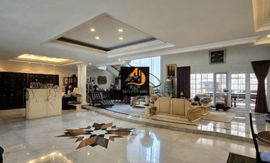 T57.Rumah Second Mewah Di Mega Kuningan Jakarta Selatan