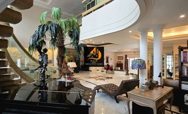 T57.Rumah Second Mewah Di Mega Kuningan Jakarta Selatan