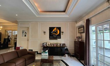T57.Rumah Second Mewah Di Mega Kuningan Jakarta Selatan