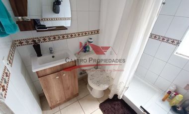 Hermosa Casa de Dos Pisos 3 Dormitorios 2 Baños, Condominio Piedra Roja, Comuna de Quilicura