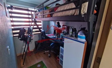 Hermosa Casa de Dos Pisos 3 Dormitorios 2 Baños, Condominio Piedra Roja, Comuna de Quilicura