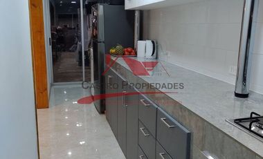 Hermosa Casa Dos Pisos Aislada, 3 Dormitorios, 2 Baños, Sector Larapinta, Comuna de Lampa.