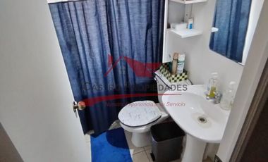 Hermosa Casa Dos Pisos Aislada, 3 Dormitorios, 2 Baños, Sector Larapinta, Comuna de Lampa.