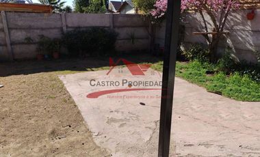 Hermosa Casa Dos Pisos Aislada, 3 Dormitorios, 2 Baños, Sector Larapinta, Comuna de Lampa.