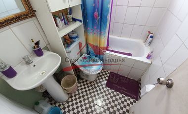 Hermosa Casa Ampliada de Dos Pisos con 5 Dormitorios, 2 Baños, Comuna de Buin.